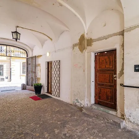 Rent Like - Freta 25 *