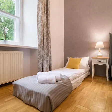 Rent Like - Freta 25 Отель *